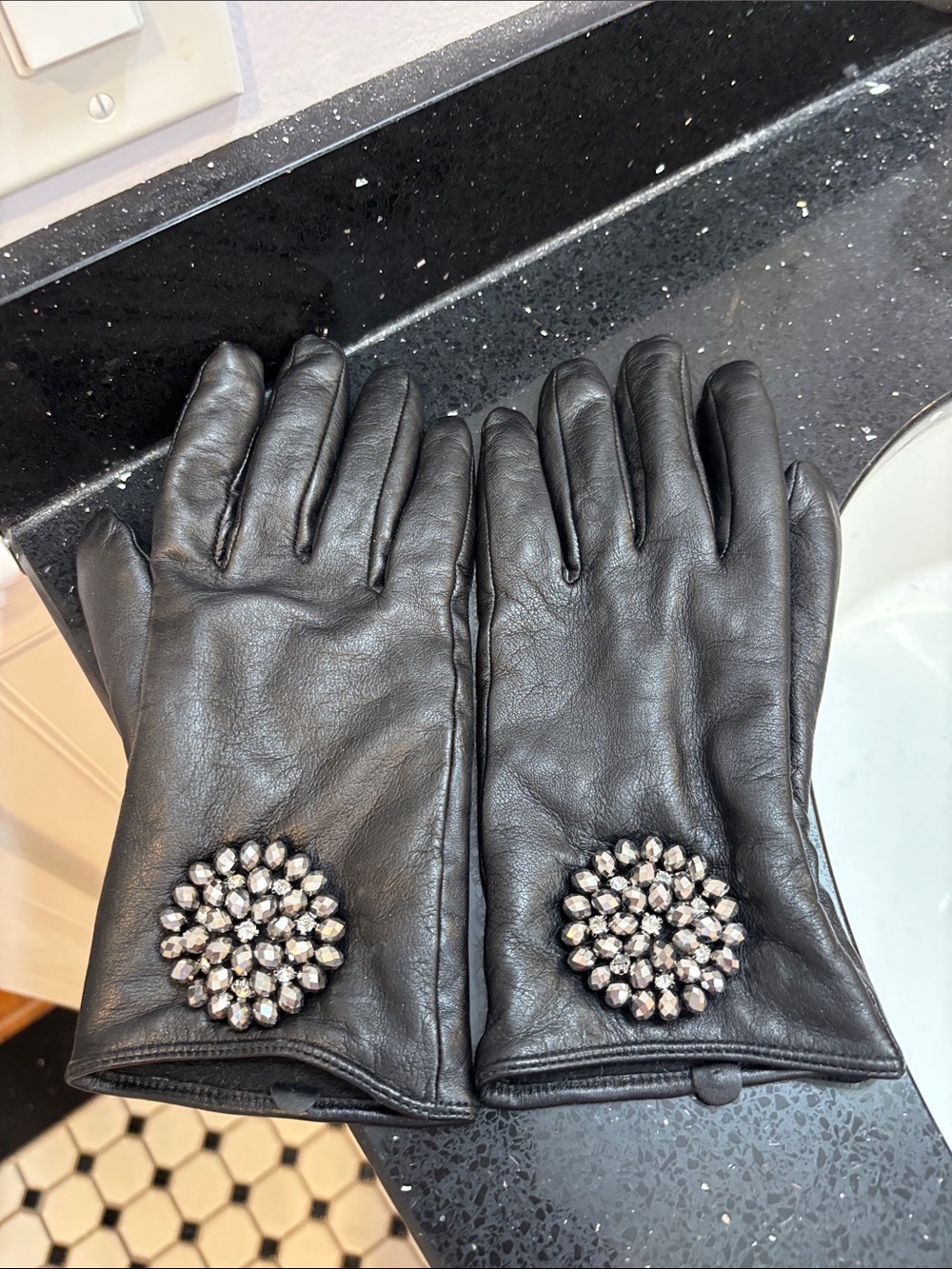 Black Leather Women's Gloves with Crystal and Stud Brooch Accent